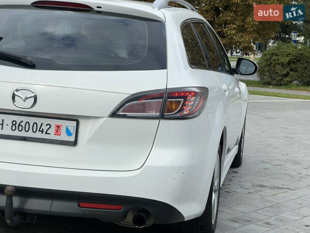 Мазда 6 2010 у Луцьку на Automoto.ua Білий Мазда 6, об'ємом двигуна 2 л та пробігом 204 тис. км за 7100 $, фото 14 на Automoto.ua