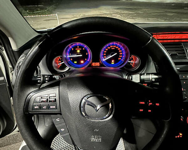 Белый Мазда 6, объемом двигателя 2.2 л и пробегом 202 тыс. км за 7900 $, фото 15 на Automoto.ua