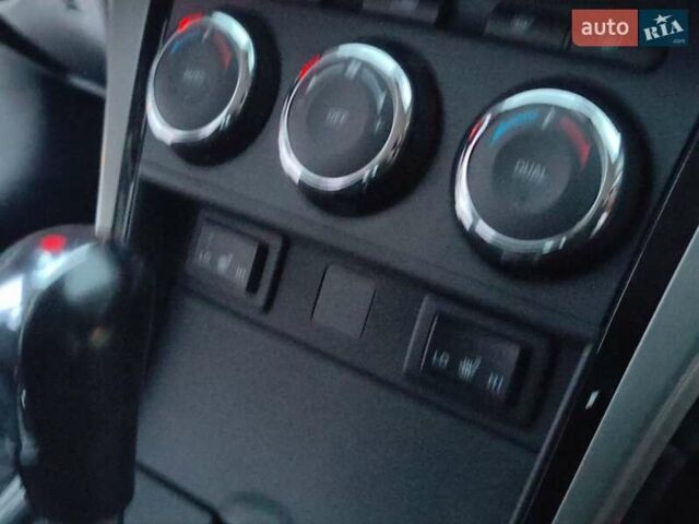 Белый Мазда 6, объемом двигателя 2 л и пробегом 210 тыс. км за 8500 $, фото 24 на Automoto.ua