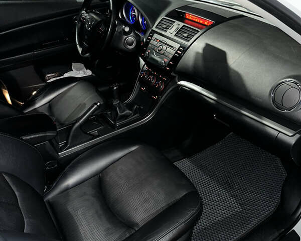 Белый Мазда 6, объемом двигателя 2.2 л и пробегом 202 тыс. км за 7900 $, фото 26 на Automoto.ua