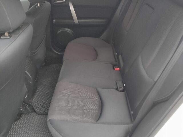 Білий Мазда 6, об'ємом двигуна 2 л та пробігом 289 тис. км за 7500 $, фото 6 на Automoto.ua