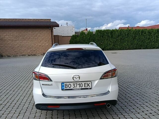 Білий Мазда 6, об'ємом двигуна 2.2 л та пробігом 252 тис. км за 7500 $, фото 2 на Automoto.ua