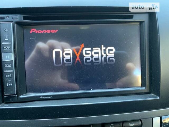 Білий Мазда 6, об'ємом двигуна 2.2 л та пробігом 235 тис. км за 6400 $, фото 2 на Automoto.ua