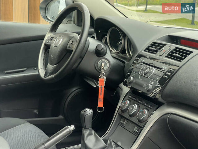 Мазда 6 2010 у Луцьку на Automoto.ua Білий Мазда 6, об'ємом двигуна 2 л та пробігом 204 тис. км за 7100 $, фото 51 на Automoto.ua