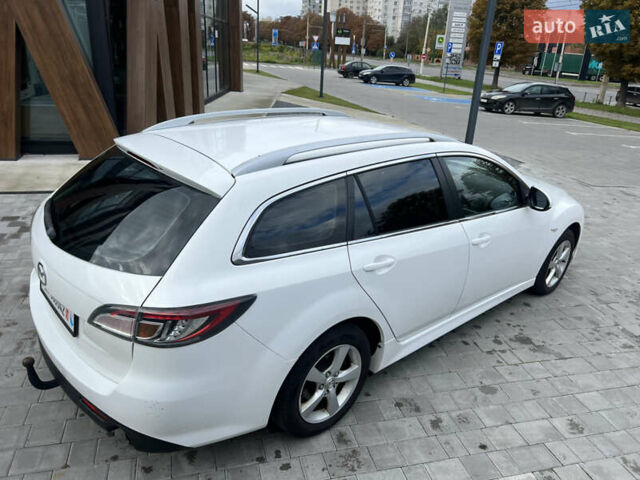 Мазда 6 2010 у Луцьку на Automoto.ua Білий Мазда 6, об'ємом двигуна 2 л та пробігом 204 тис. км за 7100 $, фото 12 на Automoto.ua