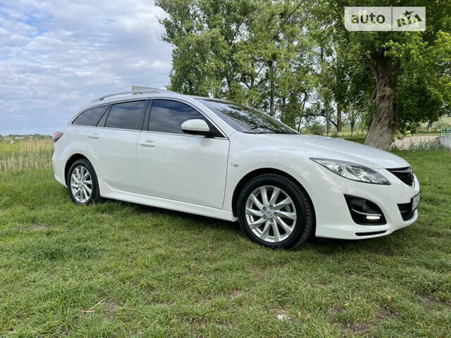 Білий Мазда 6, об'ємом двигуна 2 л та пробігом 225 тис. км за 10200 $, фото 7 на Automoto.ua