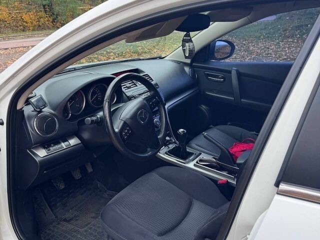 Білий Мазда 6, об'ємом двигуна 2.18 л та пробігом 259 тис. км за 7200 $, фото 31 на Automoto.ua