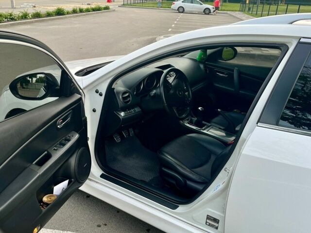 Білий Мазда 6, об'ємом двигуна 2.18 л та пробігом 398 тис. км за 7500 $, фото 9 на Automoto.ua