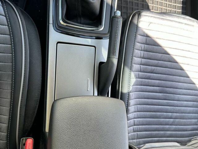 Белый Мазда 6, объемом двигателя 2 л и пробегом 177 тыс. км за 8500 $, фото 12 на Automoto.ua