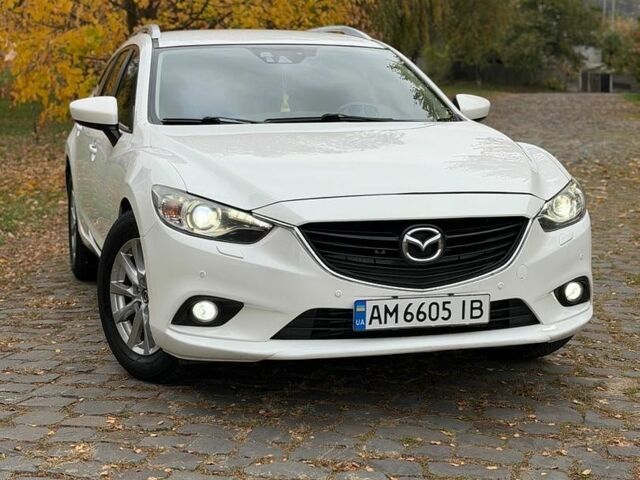 Белый Мазда 6, объемом двигателя 2.2 л и пробегом 250 тыс. км за 9199 $, фото 1 на Automoto.ua