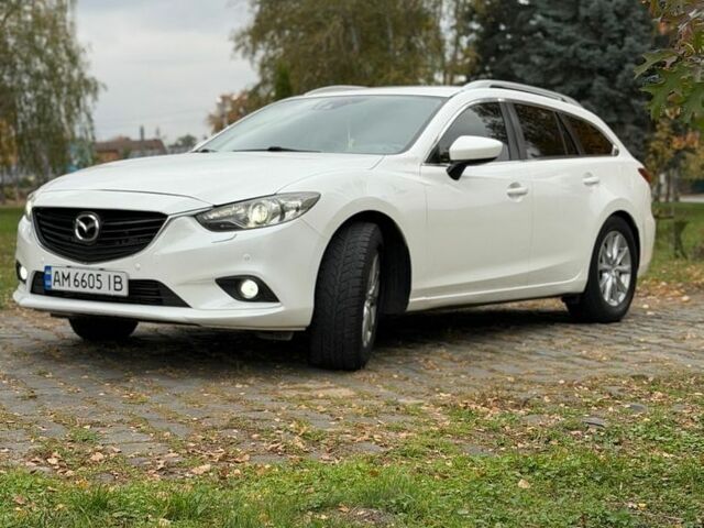 Белый Мазда 6, объемом двигателя 2.2 л и пробегом 250 тыс. км за 9199 $, фото 3 на Automoto.ua