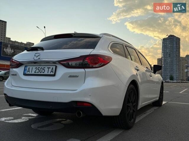 Белый Мазда 6, объемом двигателя 2.19 л и пробегом 252 тыс. км за 10500 $, фото 12 на Automoto.ua