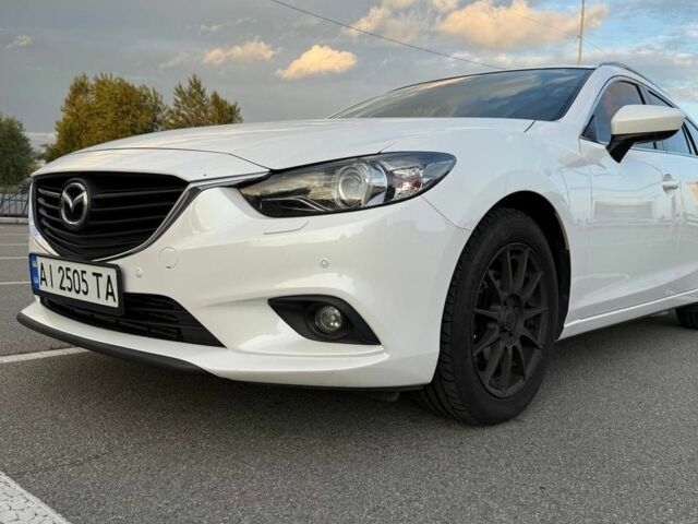 Белый Мазда 6, объемом двигателя 2.19 л и пробегом 252 тыс. км за 10500 $, фото 3 на Automoto.ua