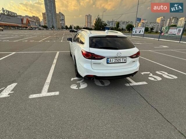 Белый Мазда 6, объемом двигателя 2.19 л и пробегом 252 тыс. км за 10500 $, фото 7 на Automoto.ua