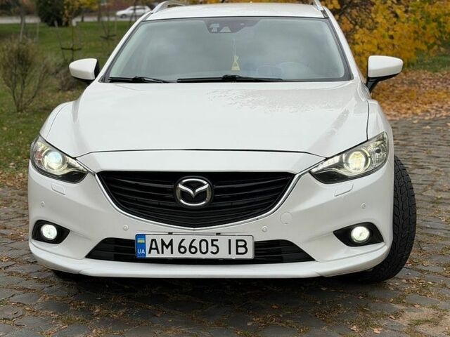 Белый Мазда 6, объемом двигателя 2.2 л и пробегом 250 тыс. км за 9199 $, фото 2 на Automoto.ua