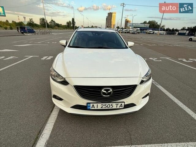 Белый Мазда 6, объемом двигателя 2.19 л и пробегом 252 тыс. км за 10500 $, фото 2 на Automoto.ua