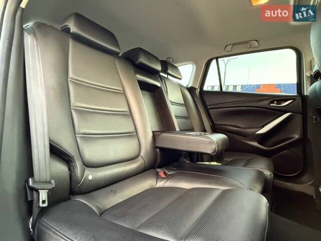 Белый Мазда 6, объемом двигателя 2.19 л и пробегом 252 тыс. км за 10500 $, фото 19 на Automoto.ua