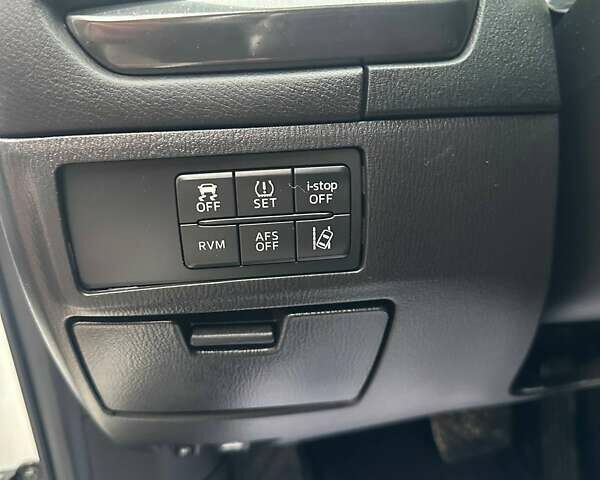 Белый Мазда 6, объемом двигателя 2.2 л и пробегом 200 тыс. км за 11800 $, фото 9 на Automoto.ua