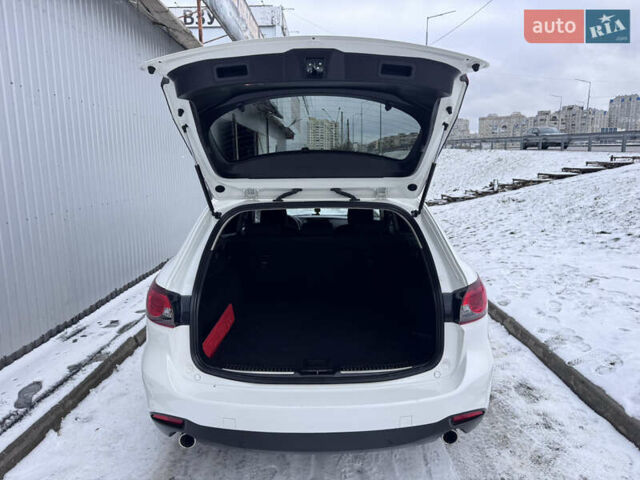 Білий Мазда 6, об'ємом двигуна 2.18 л та пробігом 199 тис. км за 11950 $, фото 38 на Automoto.ua