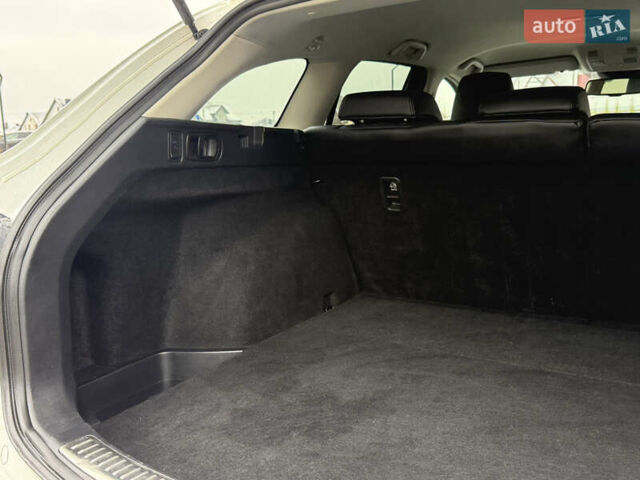 Белый Мазда 6, объемом двигателя 2.18 л и пробегом 181 тыс. км за 10600 $, фото 21 на Automoto.ua