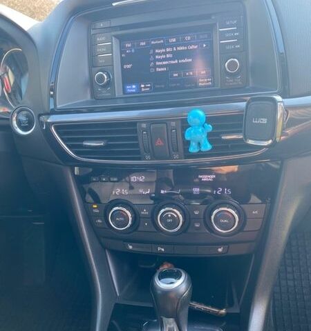 Білий Мазда 6, об'ємом двигуна 2 л та пробігом 270 тис. км за 11750 $, фото 13 на Automoto.ua