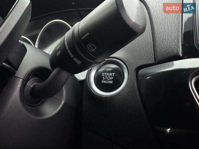 Белый Мазда 6, объемом двигателя 2.2 л и пробегом 260 тыс. км за 8950 $, фото 26 на Automoto.ua