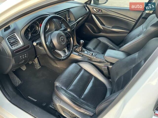 Білий Мазда 6, об'ємом двигуна 2.18 л та пробігом 263 тис. км за 9900 $, фото 20 на Automoto.ua