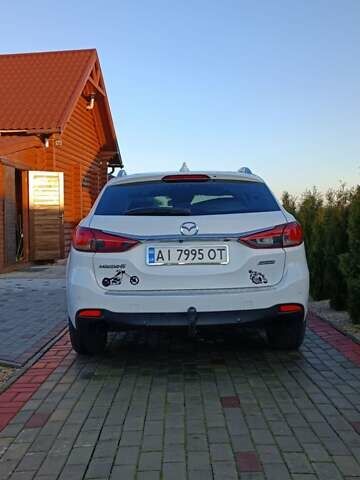 Белый Мазда 6, объемом двигателя 2.19 л и пробегом 5 тыс. км за 14200 $, фото 3 на Automoto.ua
