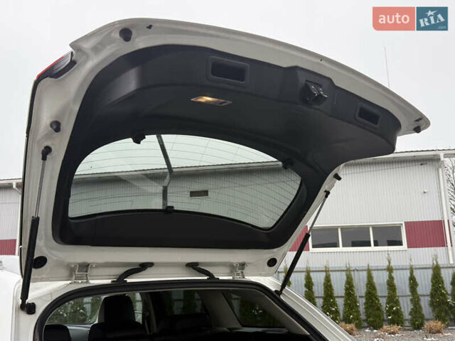 Білий Мазда 6, об'ємом двигуна 2.18 л та пробігом 181 тис. км за 10700 $, фото 26 на Automoto.ua