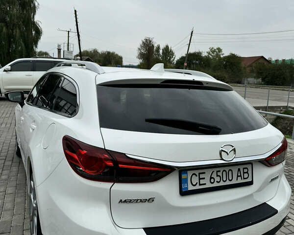 Мазда 6 2013 у Чернівцях на Automoto.ua Білий Мазда 6, об'ємом двигуна 2.19 л та пробігом 220 тис. км за 12500 $, фото 2 на Automoto.ua