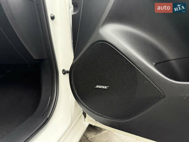 Білий Мазда 6, об'ємом двигуна 2.18 л та пробігом 181 тис. км за 10700 $, фото 36 на Automoto.ua