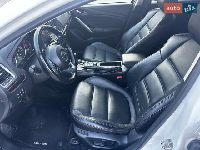 Белый Мазда 6, объемом двигателя 2.18 л и пробегом 179 тыс. км за 10700 $, фото 12 на Automoto.ua
