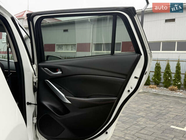 Белый Мазда 6, объемом двигателя 2.18 л и пробегом 181 тыс. км за 10600 $, фото 26 на Automoto.ua