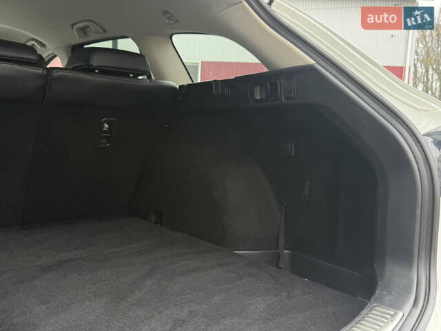 Белый Мазда 6, объемом двигателя 2.18 л и пробегом 181 тыс. км за 10600 $, фото 22 на Automoto.ua