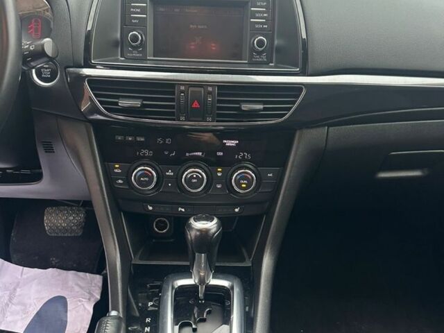 Белый Мазда 6, объемом двигателя 2.2 л и пробегом 200 тыс. км за 12000 $, фото 12 на Automoto.ua