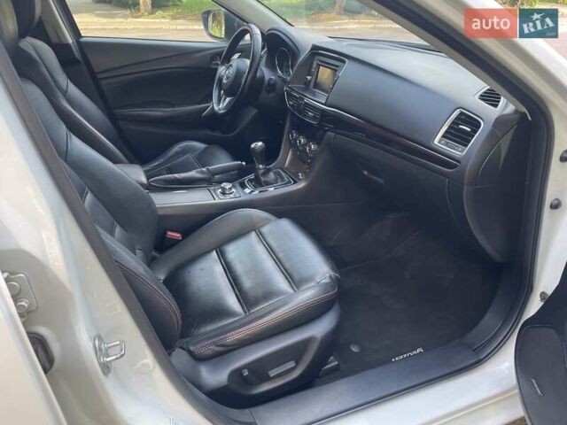 Білий Мазда 6, об'ємом двигуна 2.18 л та пробігом 263 тис. км за 9900 $, фото 22 на Automoto.ua