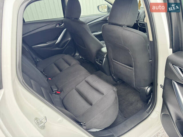 Білий Мазда 6, об'ємом двигуна 2.18 л та пробігом 199 тис. км за 11950 $, фото 29 на Automoto.ua