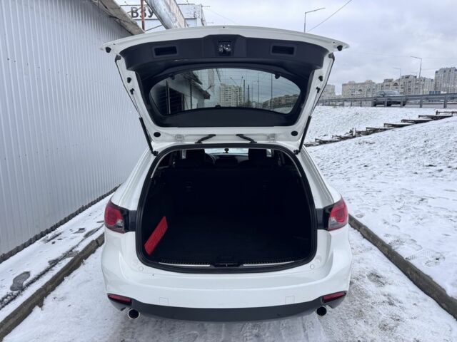 Белый Мазда 6, объемом двигателя 2.2 л и пробегом 199 тыс. км за 11950 $, фото 19 на Automoto.ua