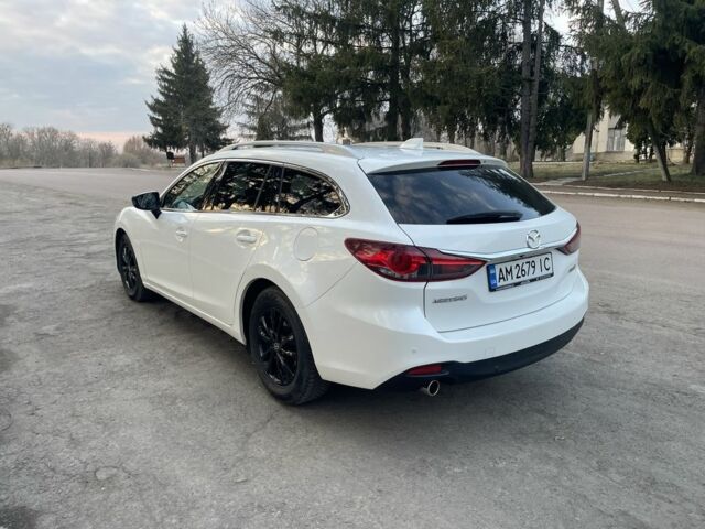 Білий Мазда 6, об'ємом двигуна 2.2 л та пробігом 216 тис. км за 10800 $, фото 6 на Automoto.ua