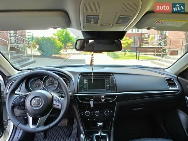 Білий Мазда 6, об'ємом двигуна 2.2 л та пробігом 215 тис. км за 11200 $, фото 8 на Automoto.ua