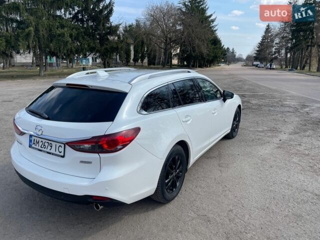 Білий Мазда 6, об'ємом двигуна 2.18 л та пробігом 216 тис. км за 10800 $, фото 13 на Automoto.ua