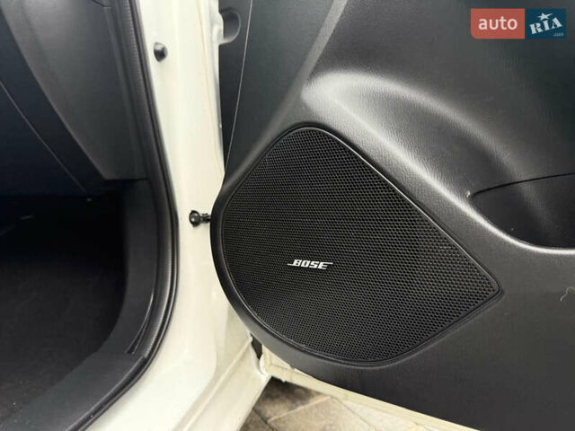 Білий Мазда 6, об'ємом двигуна 2.2 л та пробігом 181 тис. км за 11000 $, фото 45 на Automoto.ua