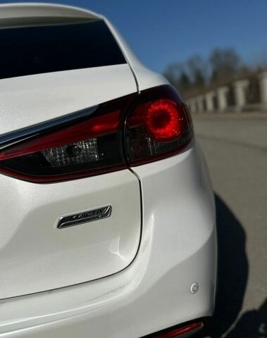 Белый Мазда 6, объемом двигателя 2.2 л и пробегом 238 тыс. км за 9300 $, фото 42 на Automoto.ua