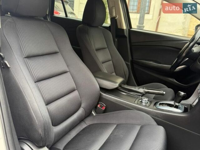 Білий Мазда 6, об'ємом двигуна 2.19 л та пробігом 239 тис. км за 10999 $, фото 29 на Automoto.ua