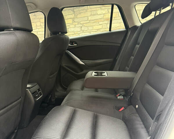 Белый Мазда 6, объемом двигателя 2.19 л и пробегом 219 тыс. км за 10999 $, фото 34 на Automoto.ua