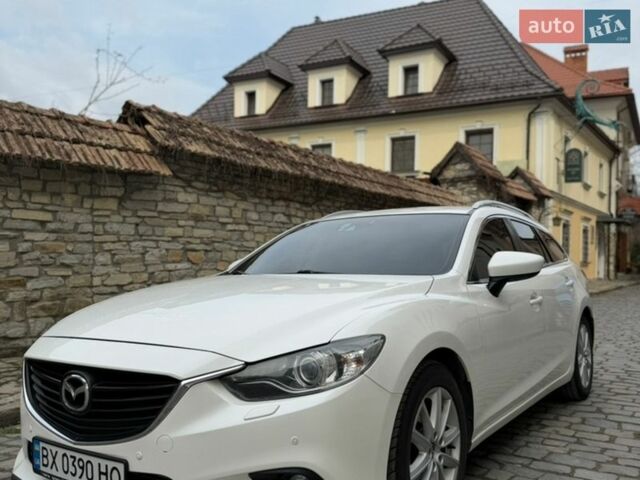 Білий Мазда 6, об'ємом двигуна 2.19 л та пробігом 239 тис. км за 10999 $, фото 3 на Automoto.ua