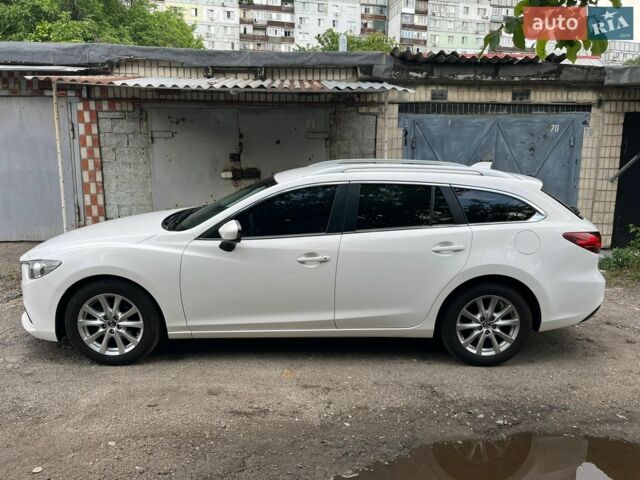 Белый Мазда 6, объемом двигателя 2.18 л и пробегом 260 тыс. км за 11700 $, фото 2 на Automoto.ua