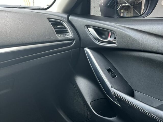 Білий Мазда 6, об'ємом двигуна 2.2 л та пробігом 260 тис. км за 11700 $, фото 9 на Automoto.ua