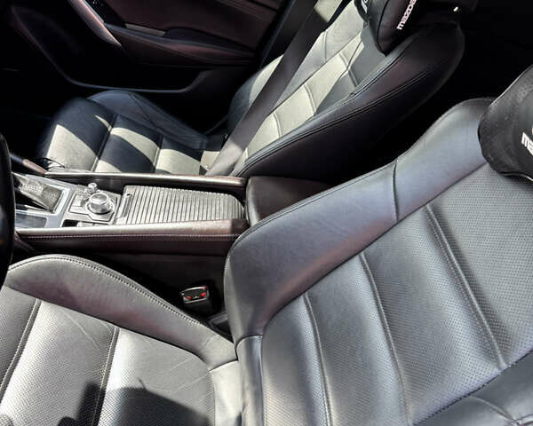 Белый Мазда 6, объемом двигателя 2.2 л и пробегом 190 тыс. км за 15999 $, фото 11 на Automoto.ua