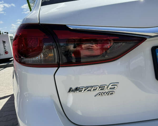 Белый Мазда 6, объемом двигателя 2.2 л и пробегом 190 тыс. км за 15999 $, фото 6 на Automoto.ua